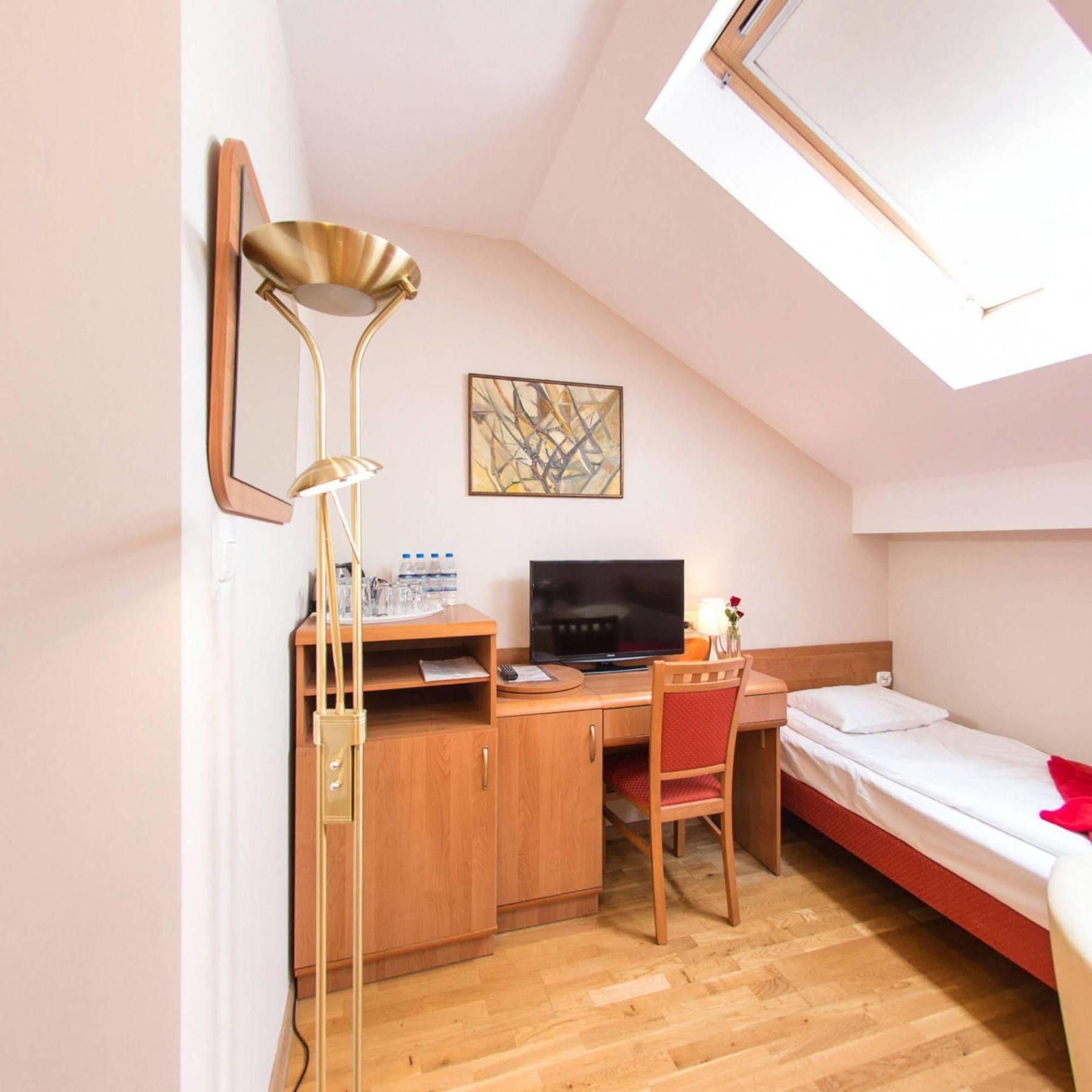 Apartamenty Kajzer Krakow Ngoại thất bức ảnh